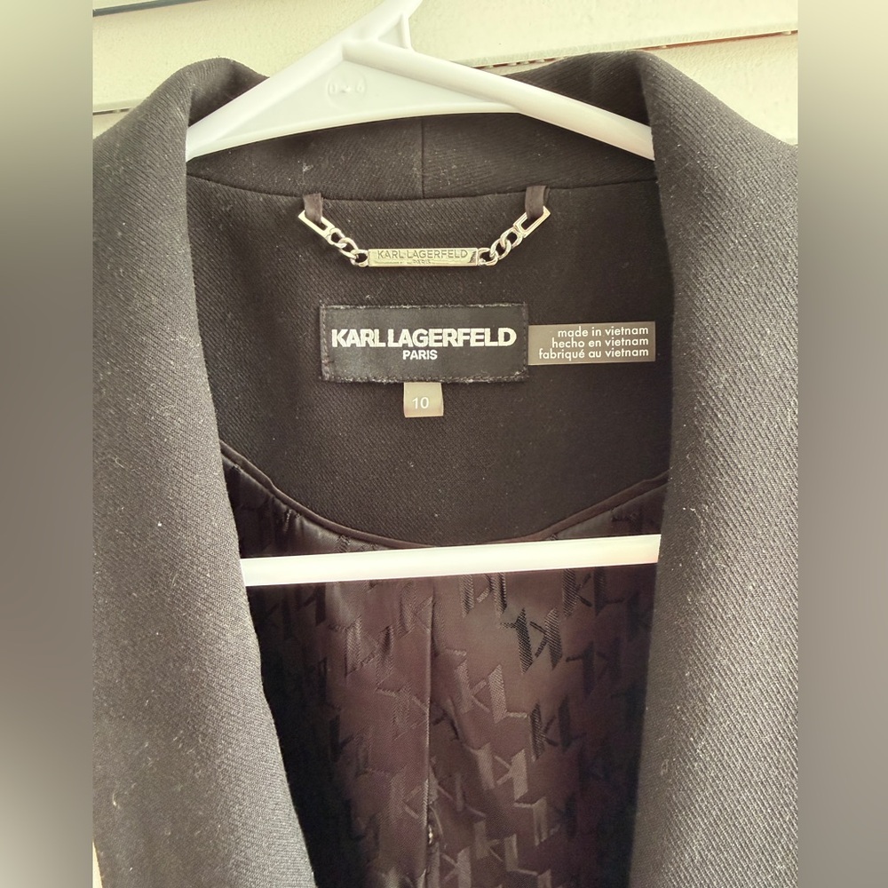 Karl Lagerfeld Black Blazer with Cream Accents - Picture 4 of 4
